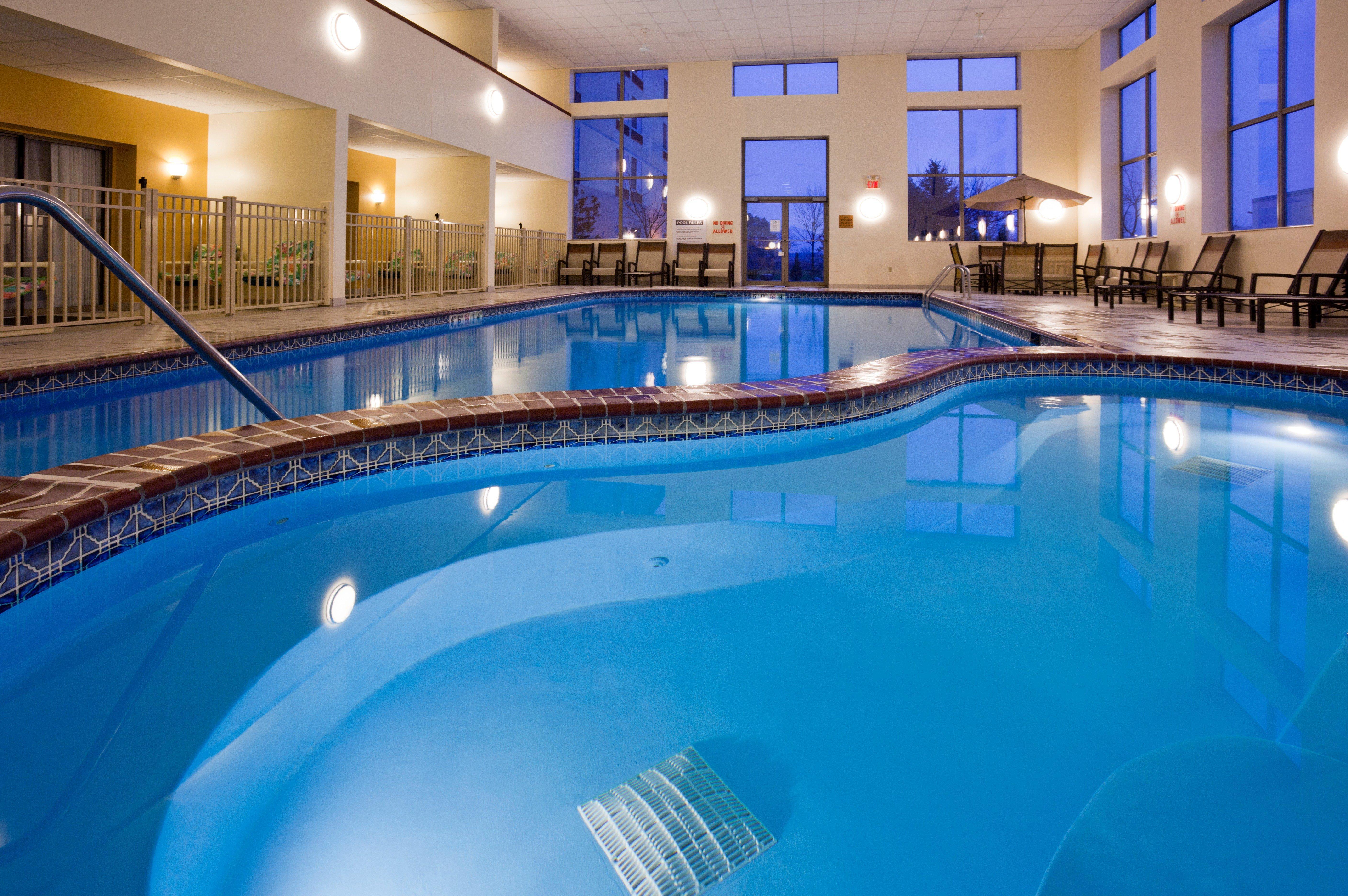 Holiday Inn & Suites Wausau-Rothschild By Ihg Ngoại thất bức ảnh