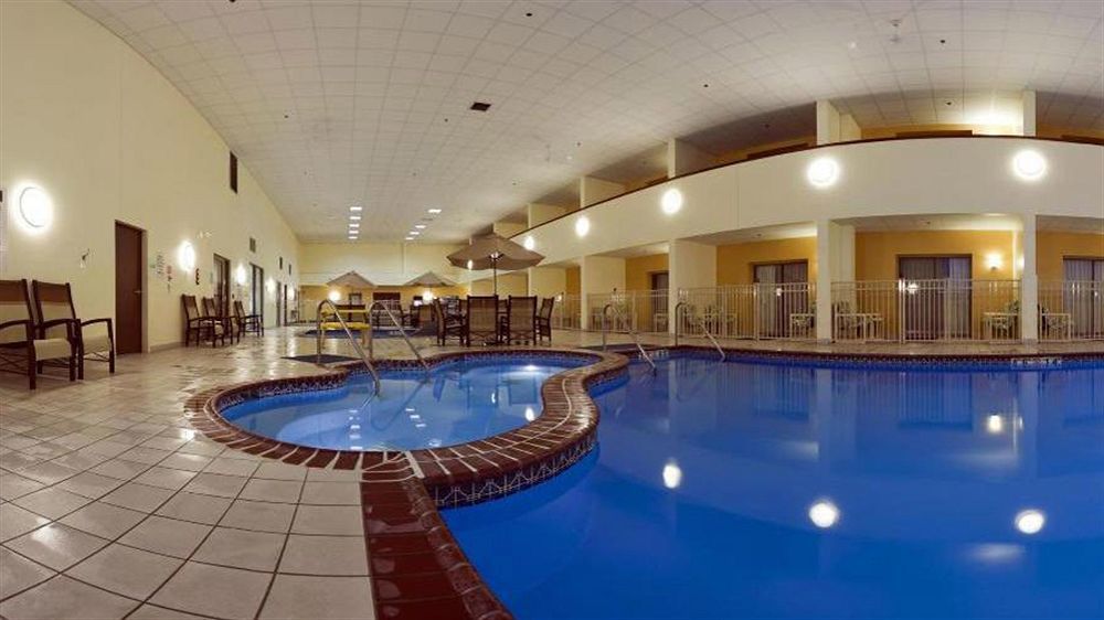 Holiday Inn & Suites Wausau-Rothschild By Ihg Ngoại thất bức ảnh